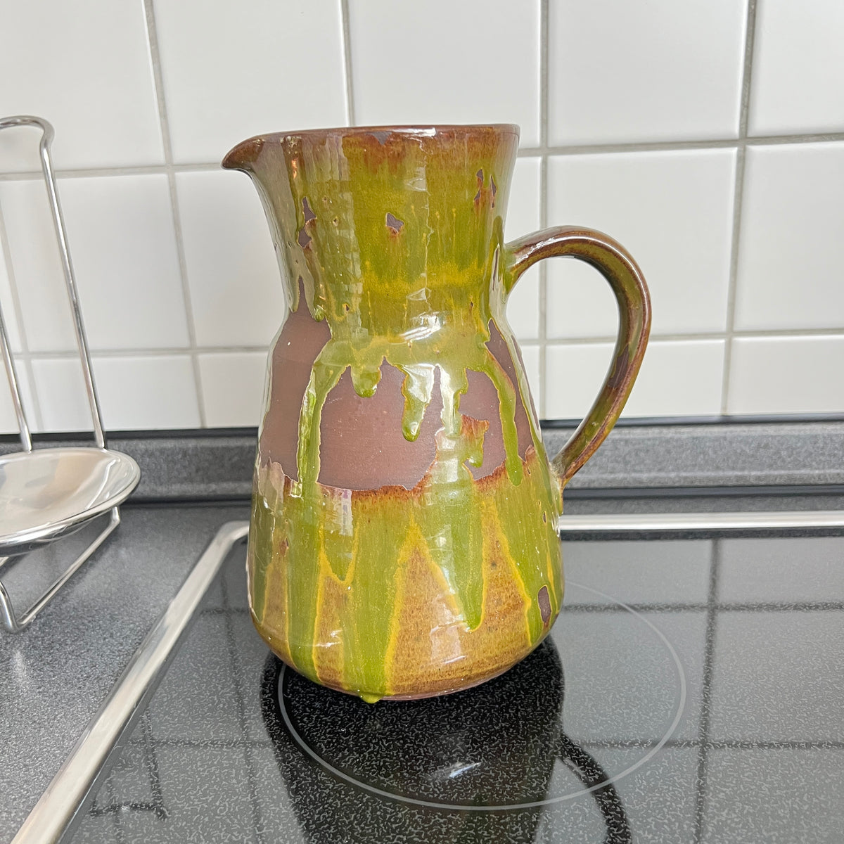 Vintage Tonkrug mit Laufglasur Studiokeramik Mid Century grün braun
