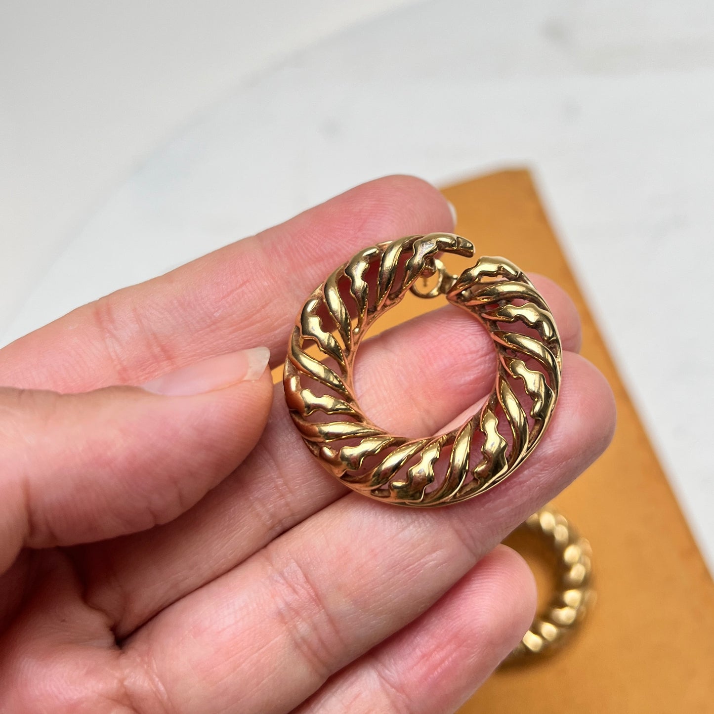 Vintage 80er 90er Ohrringe Pierre Lang vergoldet rund Flecht Kordeldesign