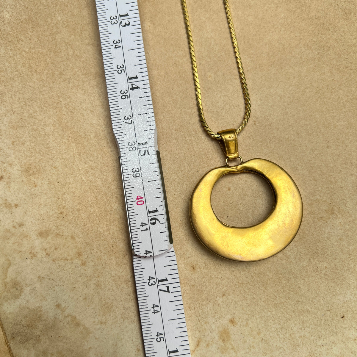 Vintage Halskette goldfarben mit Punzen Modernist Design