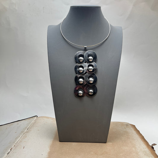 Vintage Space Age Halsreif mit Modular-Anhänger Op-Art Modernist Silber Kette