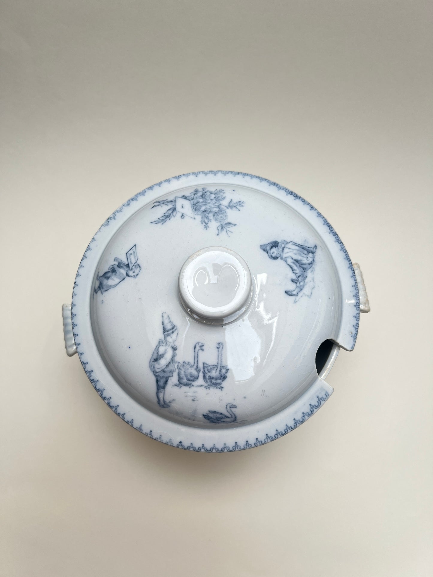 Antike U&C Sarreguemines Passe Temps Suppenterrine Écuelle französisches Steingut Terre de Fer Fayence Faience