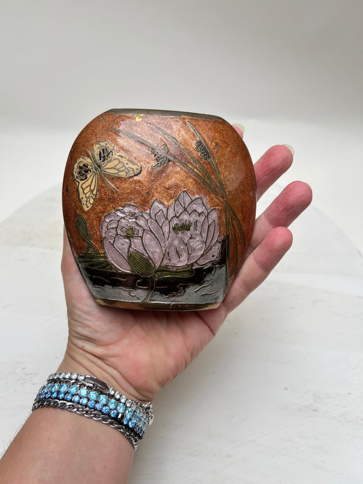 Vintage Cloisonné Messing Vase Schmetterling Jugendstil Lotus Seerosen gold orange