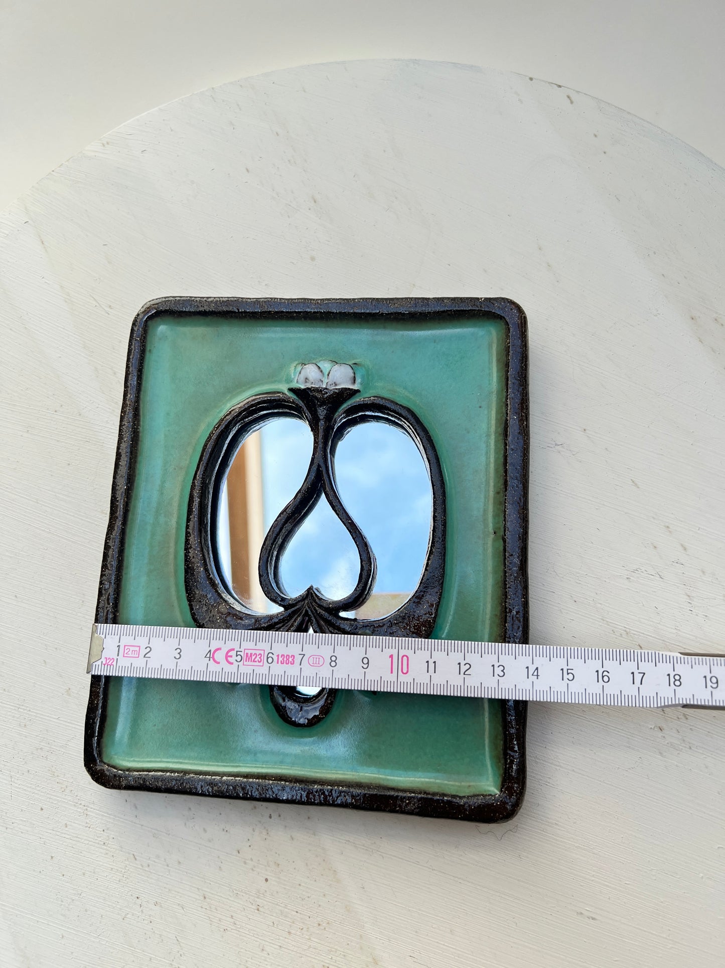 Vintage Keramik Wandkachel Fliese Wandbild Linda Hamkens Jugendstil Blume mit Spiegel Inlay