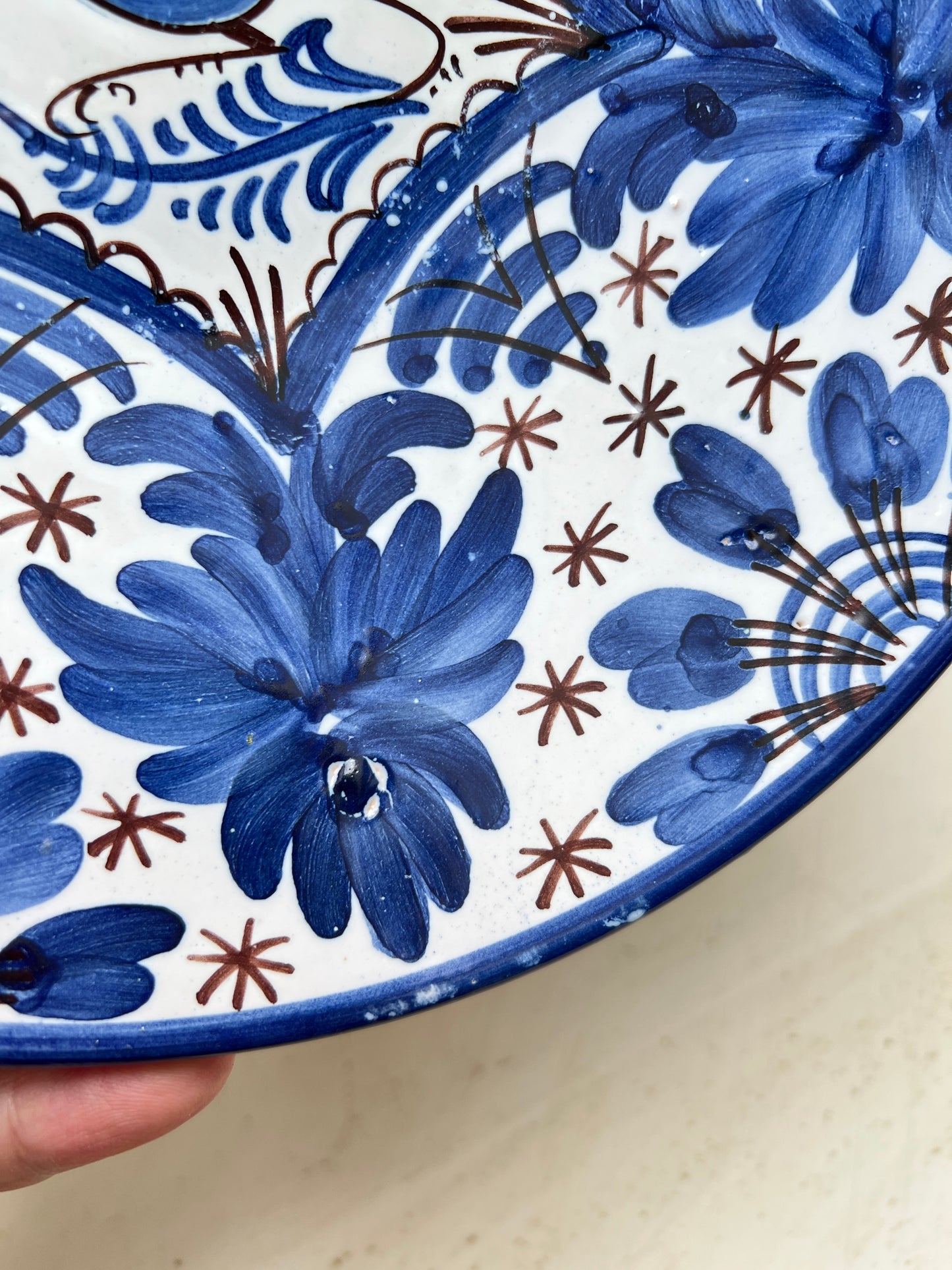 Vintage Talavera Wandteller blau weiß Vogel andalusisch mexikanisch Keramik