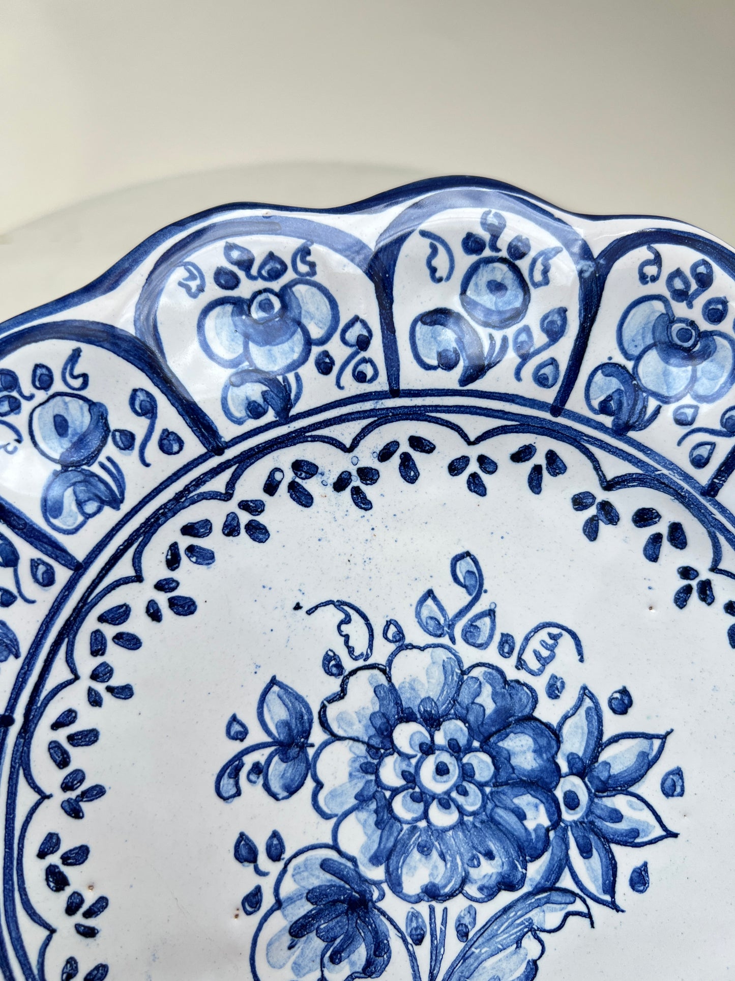 Blau weißer Talavera Wandteller mexikanische Keramik 21cm spanisches Geschirr