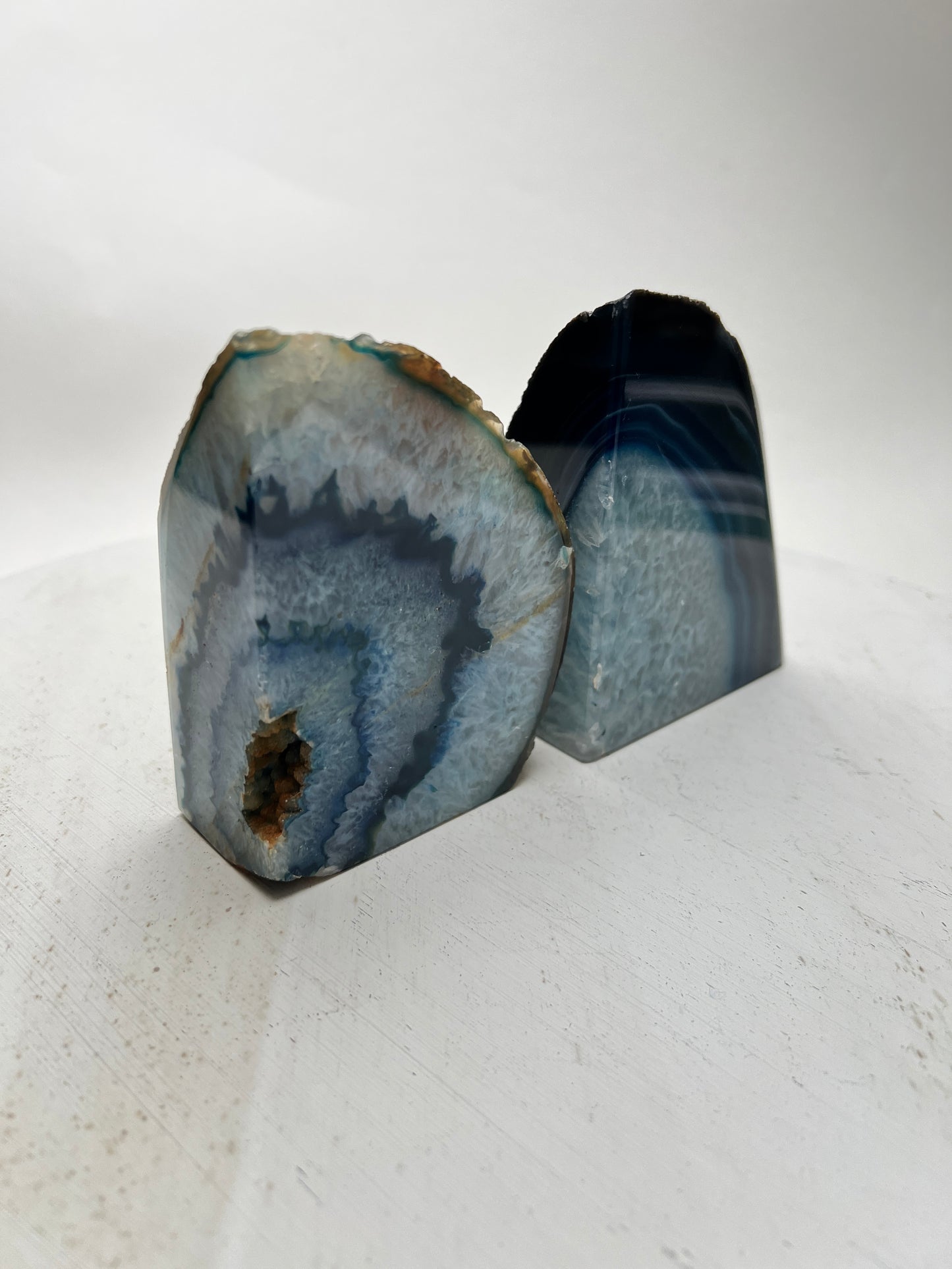 2 blaue Achat Buchstützen Geode Kristall Stein Deko