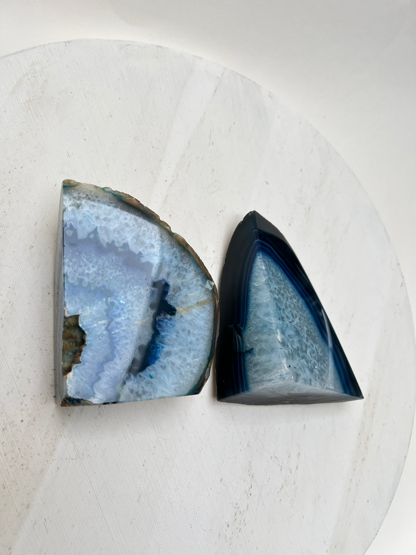 2 blaue Achat Buchstützen Geode Kristall Stein Deko