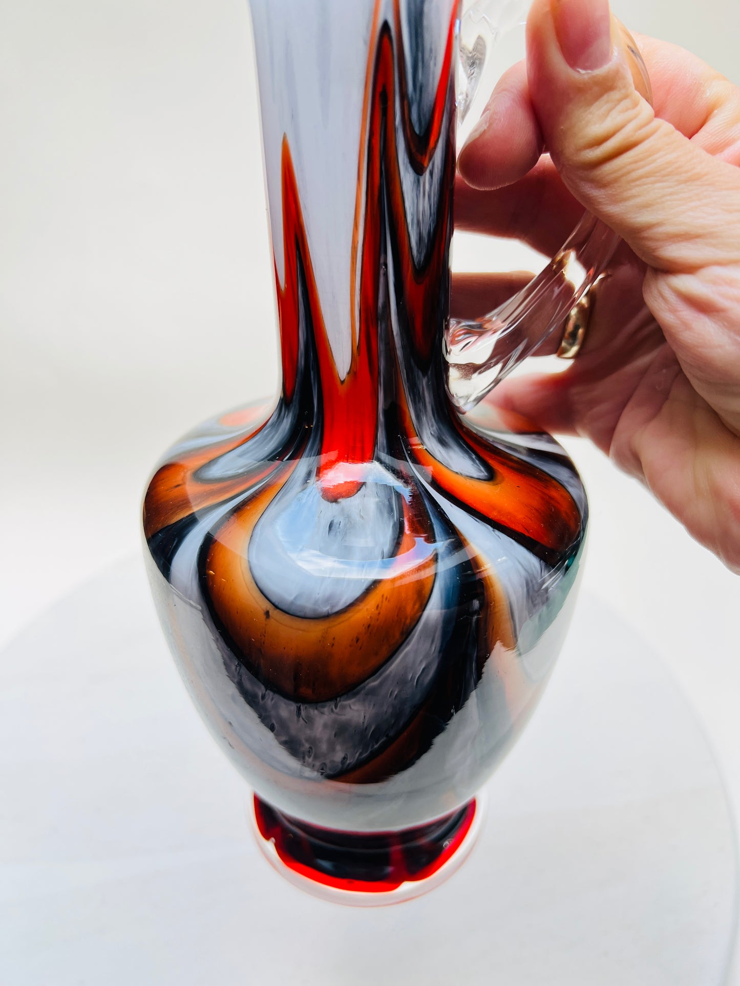 Mid Century Pop-Art Opaline Joska Henkelvase Opalvase Florence Carlo Moretti Schwarz Rot Blumenvase Krugvase