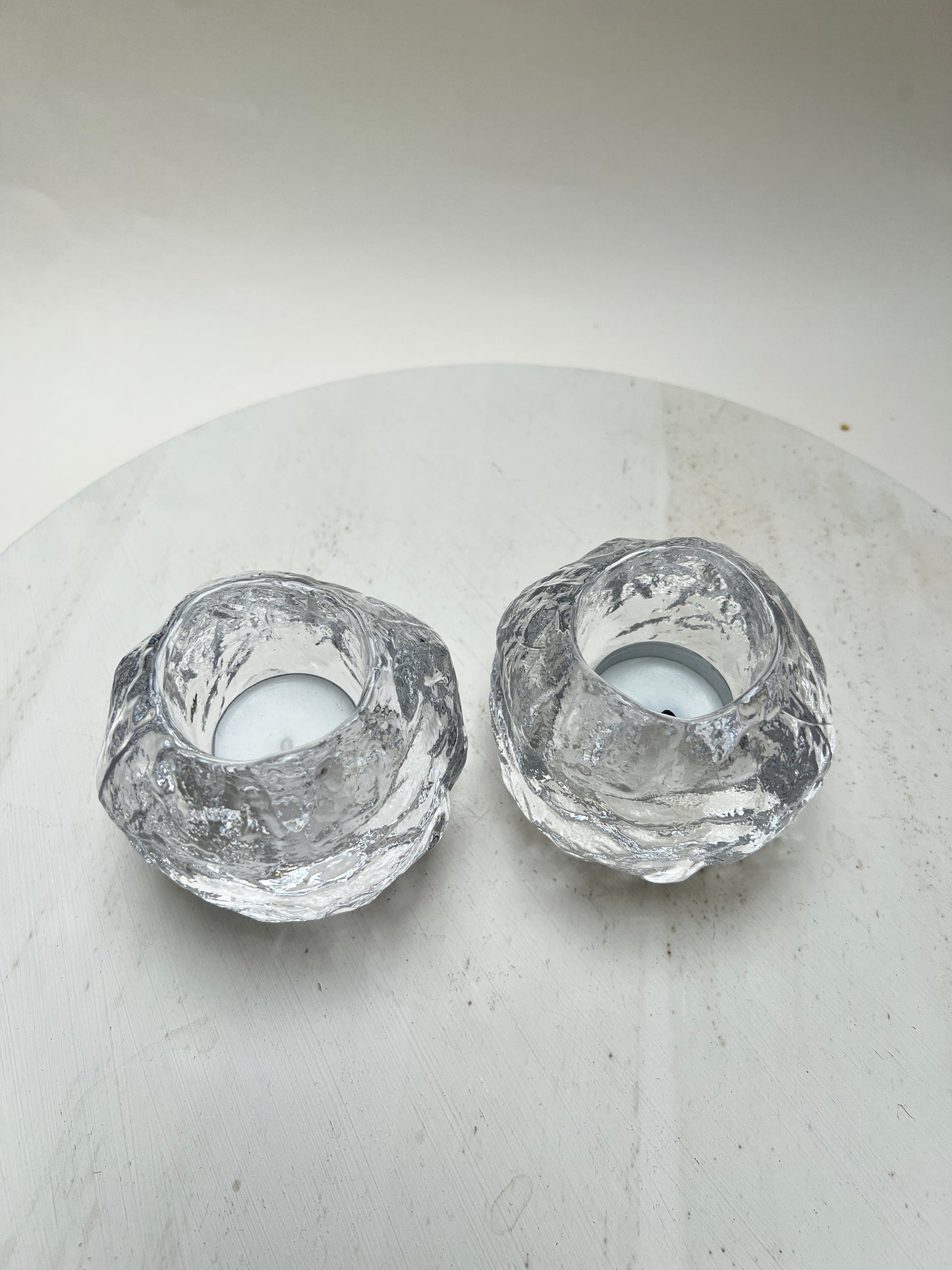 2er-Set Vintage Kosta Boda „Snowball“ Teelichthalter Eisglas Schwedisches Design
