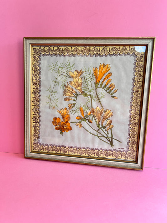 Vintage Wandbild Stofftaschentuch – gerahmt – 60er 70er Jahre – florales Taschentuch im Rahmen – Mid Century Deko