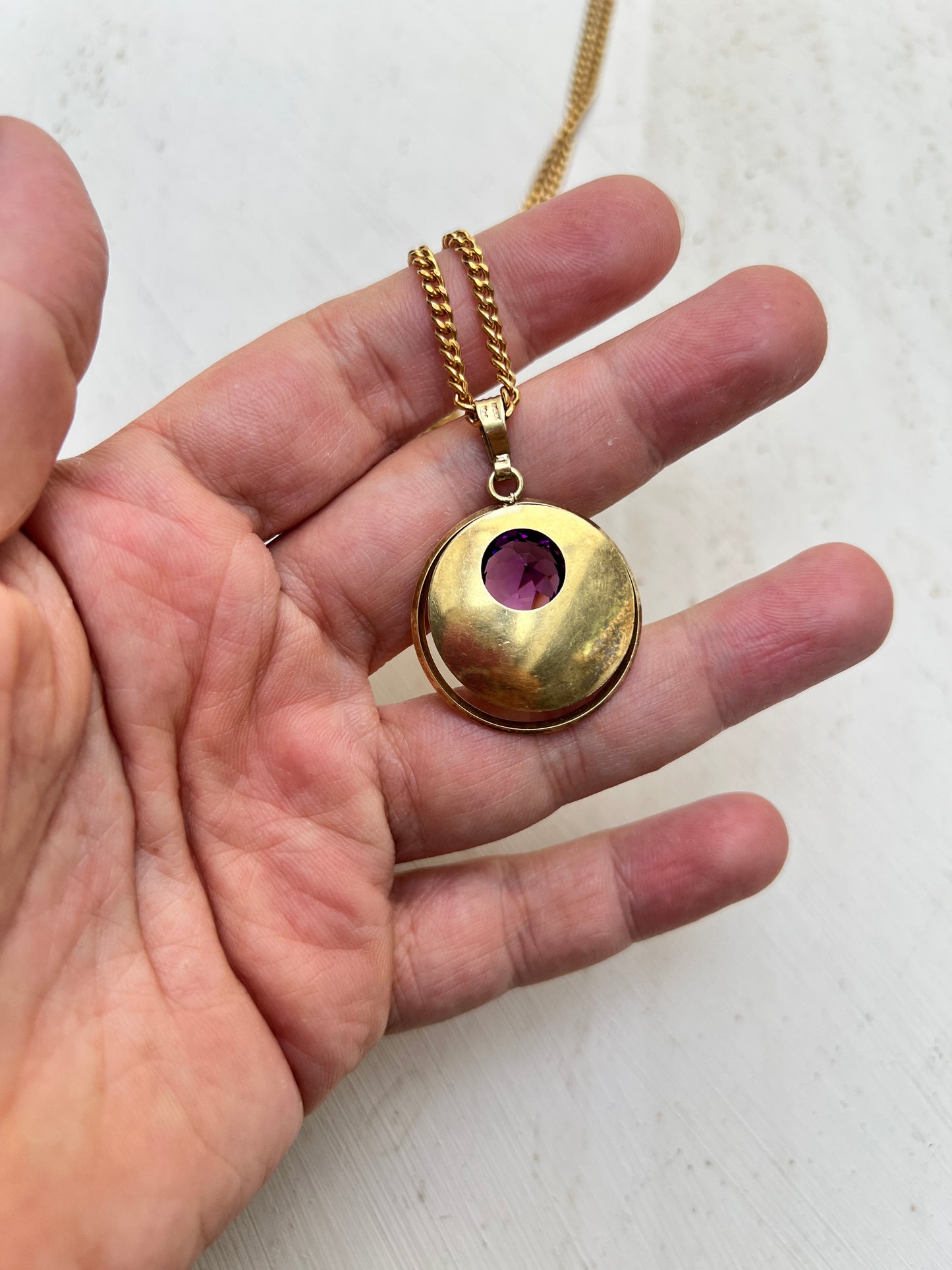 Vintage Mid-Century K&L Anhänger mit Kette Amerikaner Doublé Gold violetter Schmuckstein