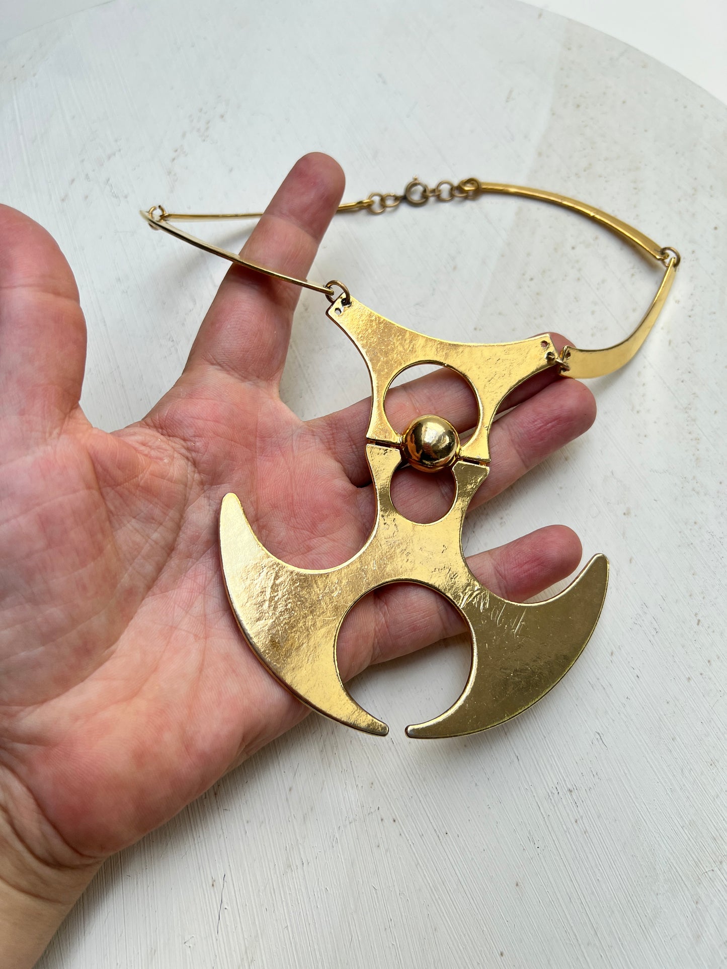 Futuristische Space Age Choker Halskette Schmuck gold Messing Mid Century Statement Modernist Halsreif