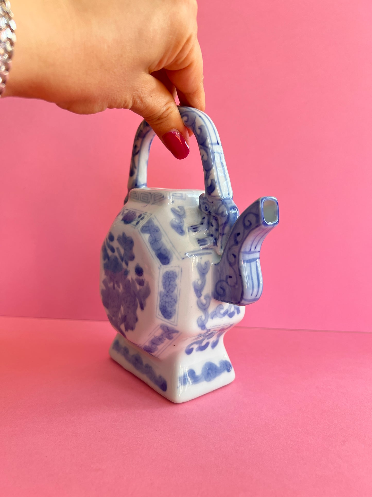 Vintage Porzellan Deko Vase  – blau weiß China Stil – Chinoiserie Objekt – dekorative Keramik Teekanne ohne Deckel