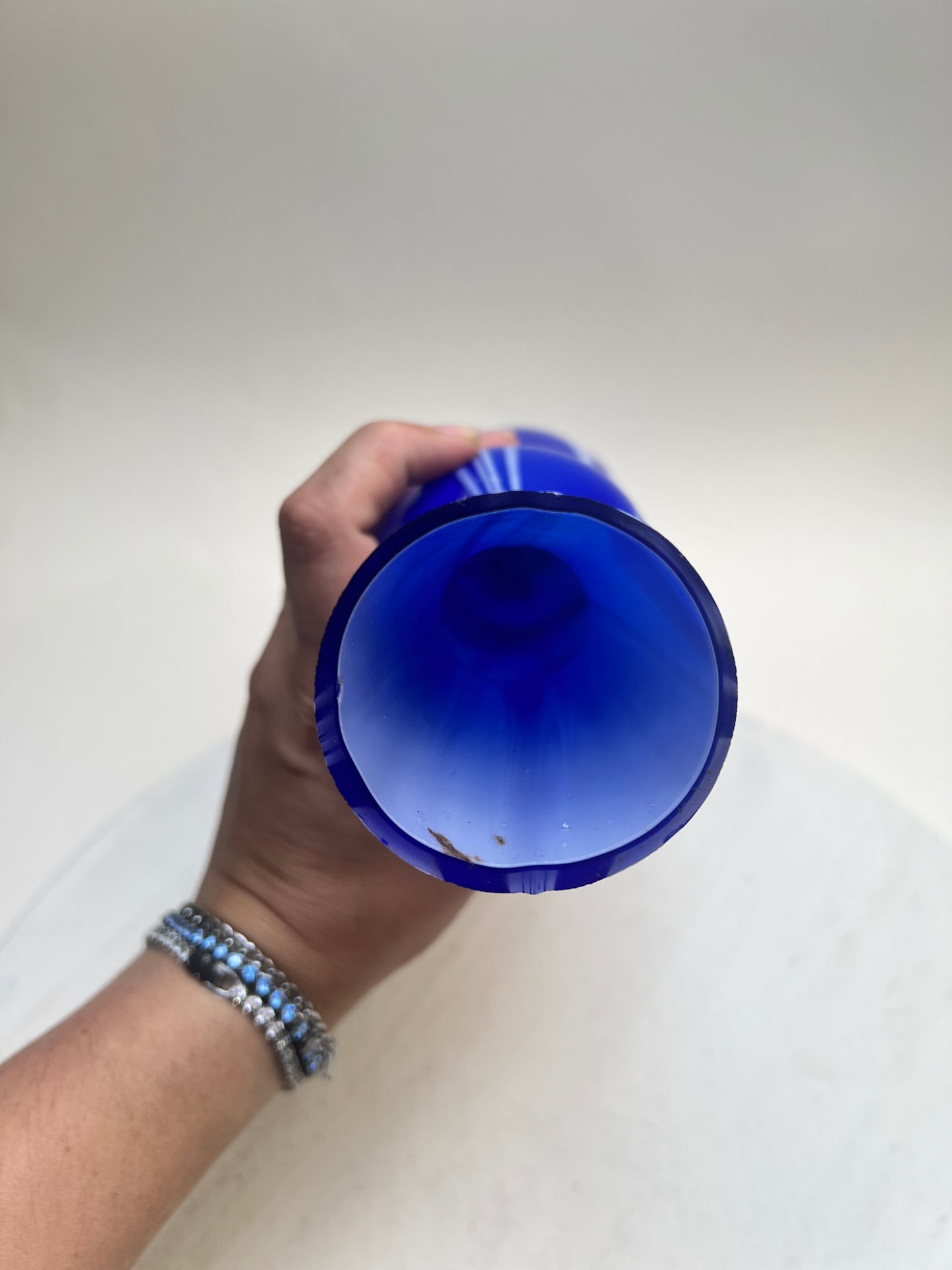 Vintage Kunstglas Fadenglas Vase Kobalt Blau Weiß Mid Century Mundgeblasen (ca. 25cm)