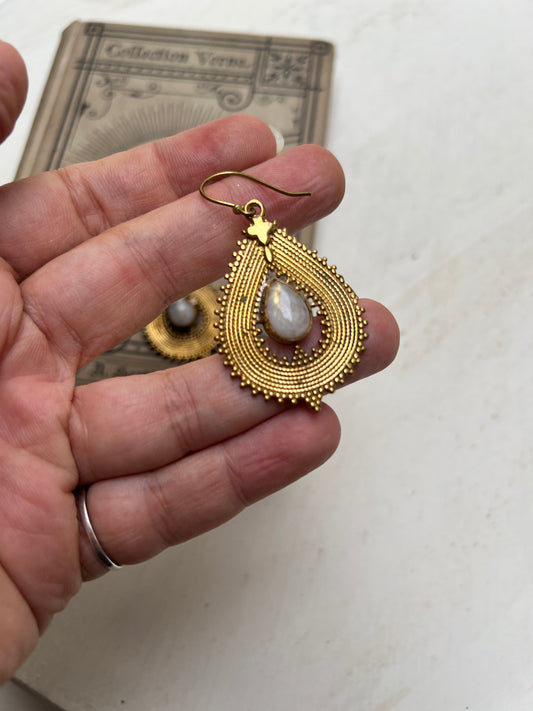 Vintage Goldene Tropfen Ohrringe Ohrhänger Mondschein Opalit Ethno Boho