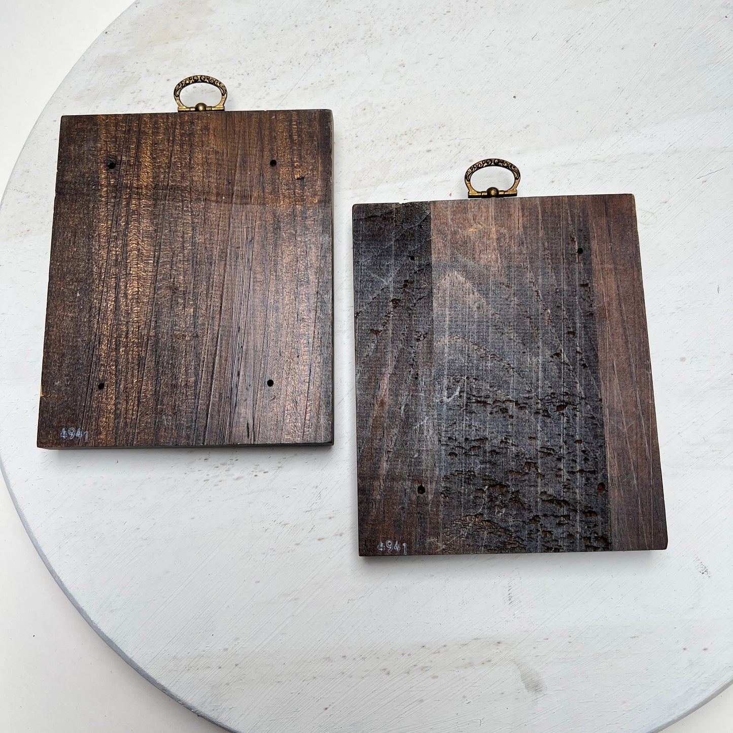 Set aus 2 kleinen Norman Rockwell Kunstdrucken auf Holz Lion's Share und Hayseed Critic