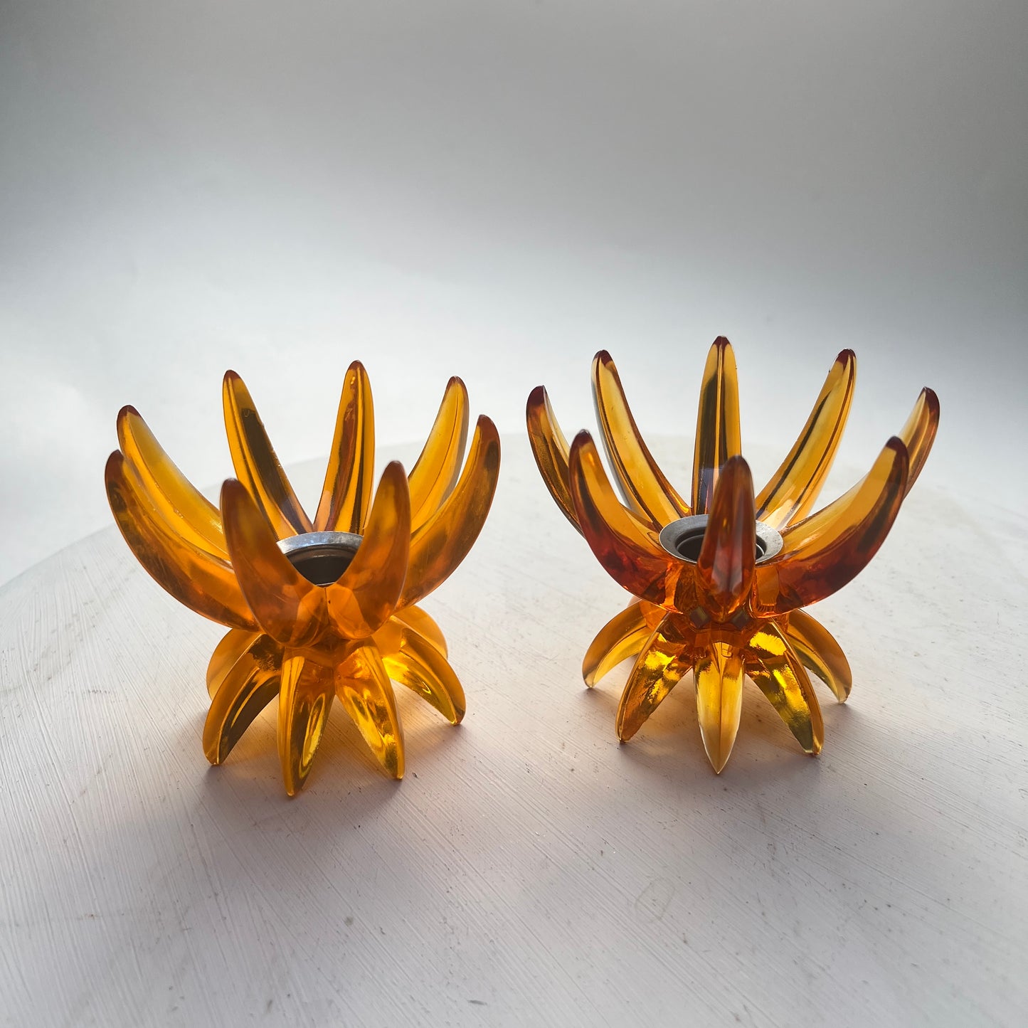 2 Stück Vintage Friedel Kerzenhalter Kerzenständer orange Space Age Lotus Starburst