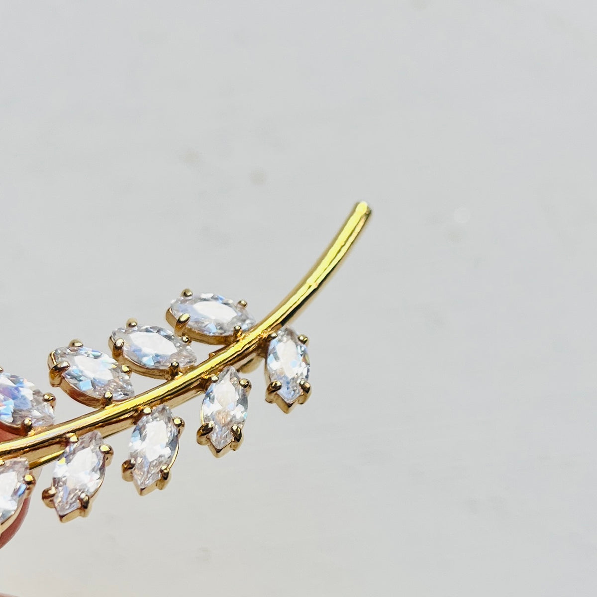 Vintage Braut Brosche Gold Olivenzweig 1970er Hochzeits Haarschmuck Strass Navette Reversnadel