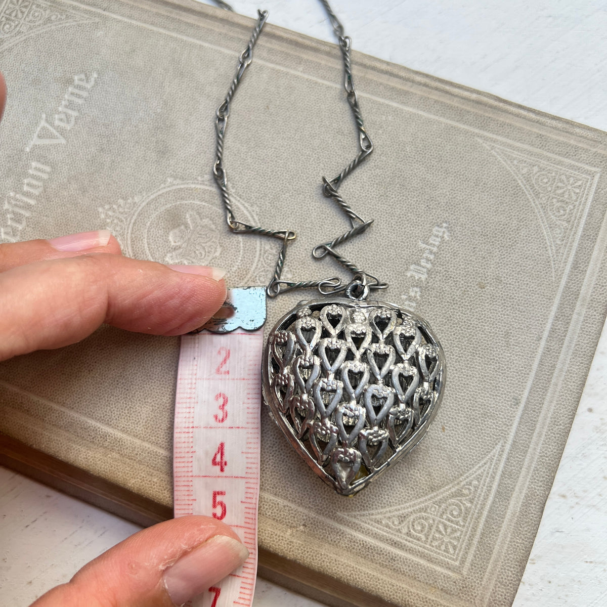 Vintage Halskette Antik Silber Herzanhänger Zinn Trachten Landhaus Filigran Schmuck