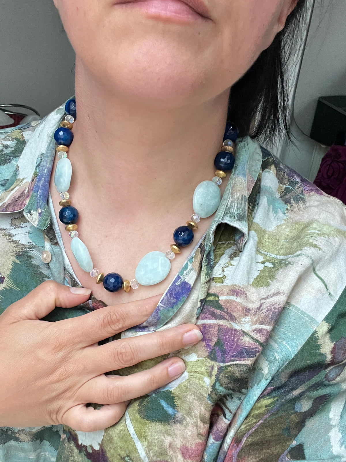 Vintage Chalcedon Glasperlen Halskette mit Magnetverschluss