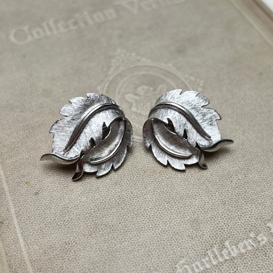 Vintage Crown Trifari Ohrclips Silber Blätter Schmuck 50er MId Century