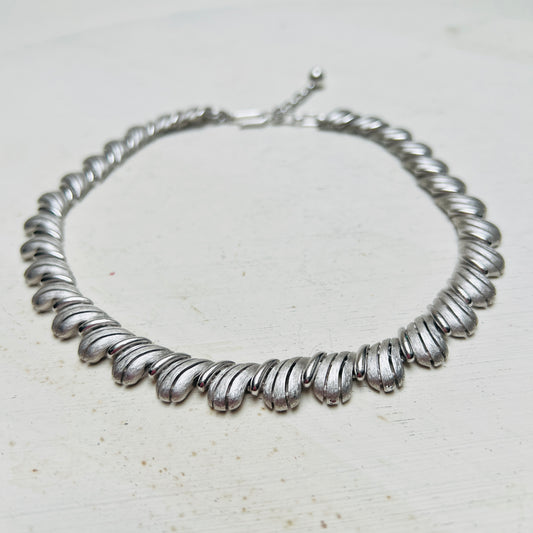 Vintage Trifari Chocker Collier Halskette gebürstet silber Schmuck Mid Century