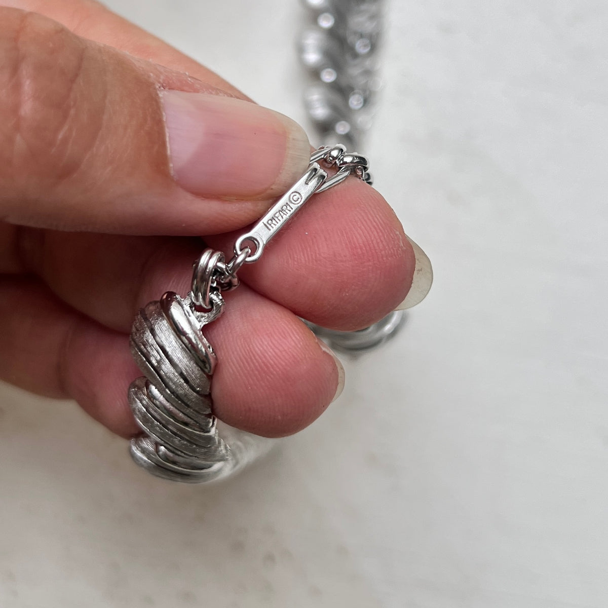 Vintage Trifari Chocker Collier Halskette gebürstet silber Schmuck Mid Century