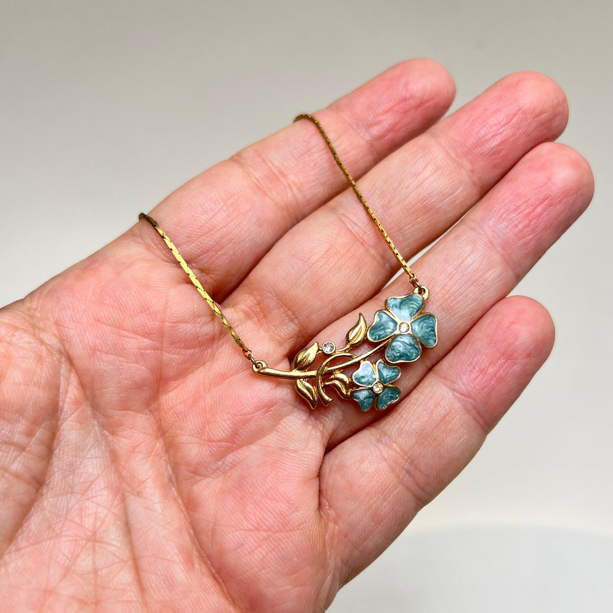 Vintage Vergissmeinnicht Kette Blau Emaille Brautschmuck „Something Blue“ 1980er Designer Schmuck Gold Jugendstil Revival Blumen-Collier