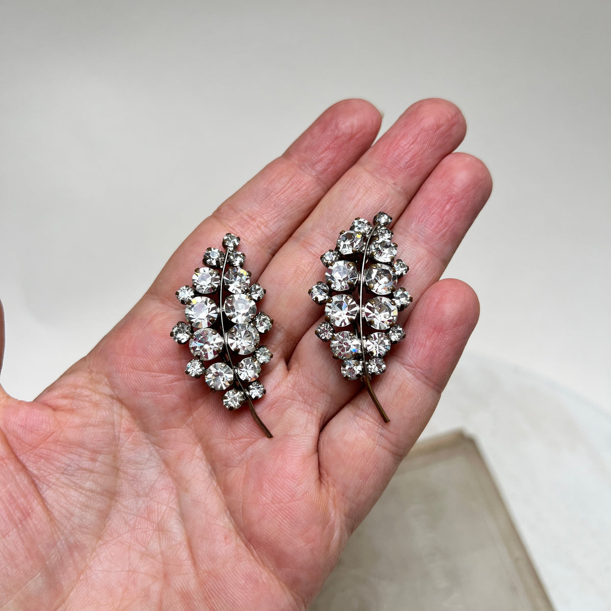 Set Vintage Strassstein Broschen Paar Kristall 50er Jahre Schmuck Glitzer