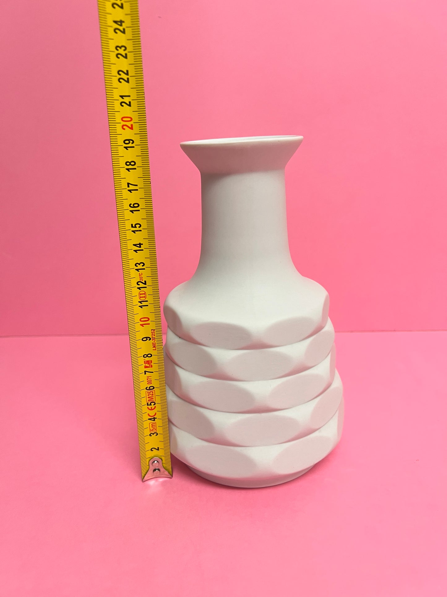 70s Vintage Winterling Bavaria Op-Art Biskuitporzellan Relief Vase weiß matt Space Age Vase Mid century Japandi Objekt