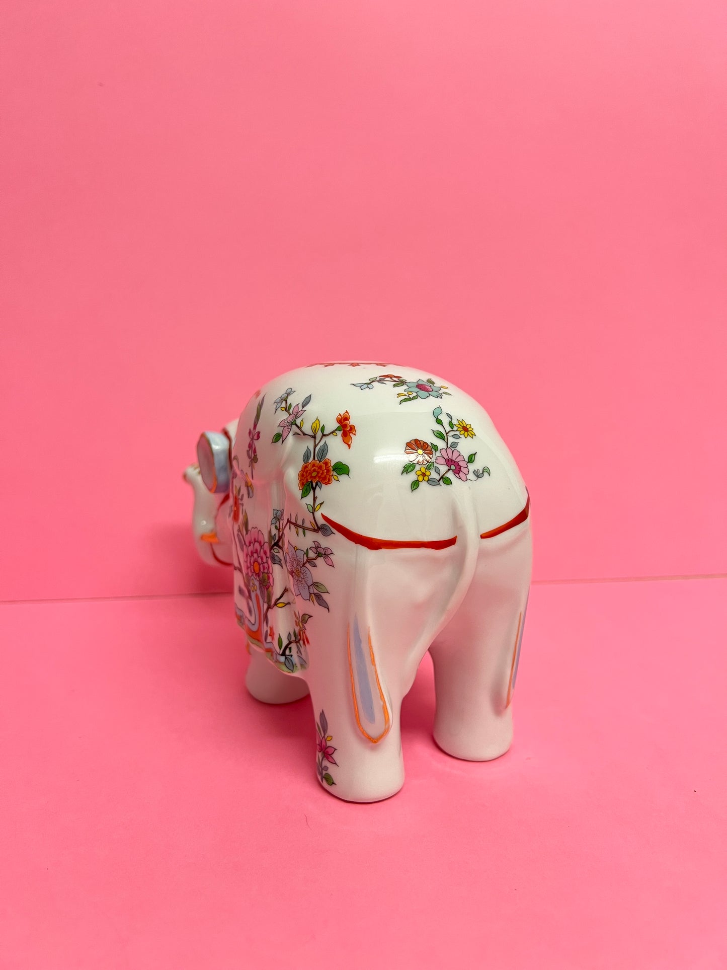 Vintage Porzellan Figur Elefant Aichi Seto Japan Chinoiserie Floral japanische Keramik Hollywood Regency