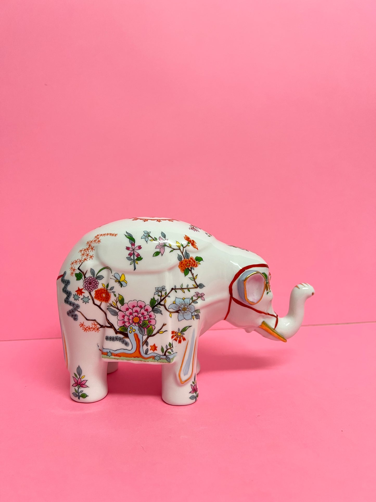 Vintage Porzellan Figur Elefant Aichi Seto Japan Chinoiserie Floral japanische Keramik Hollywood Regency