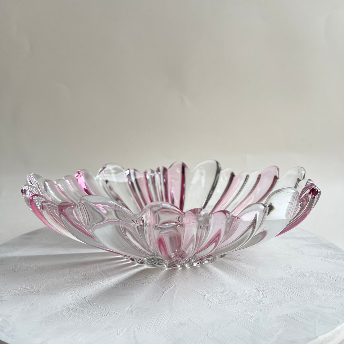 Vintage Kunstglas Obstschale Glasschale rosa böhmisch tschechisch Mid Century
