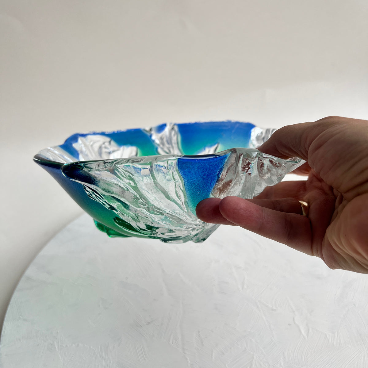 Vintage Walther-Glas Designschale Snackschale Ozeanisches Korallenrelief Blau Grün Ombre Verlauf