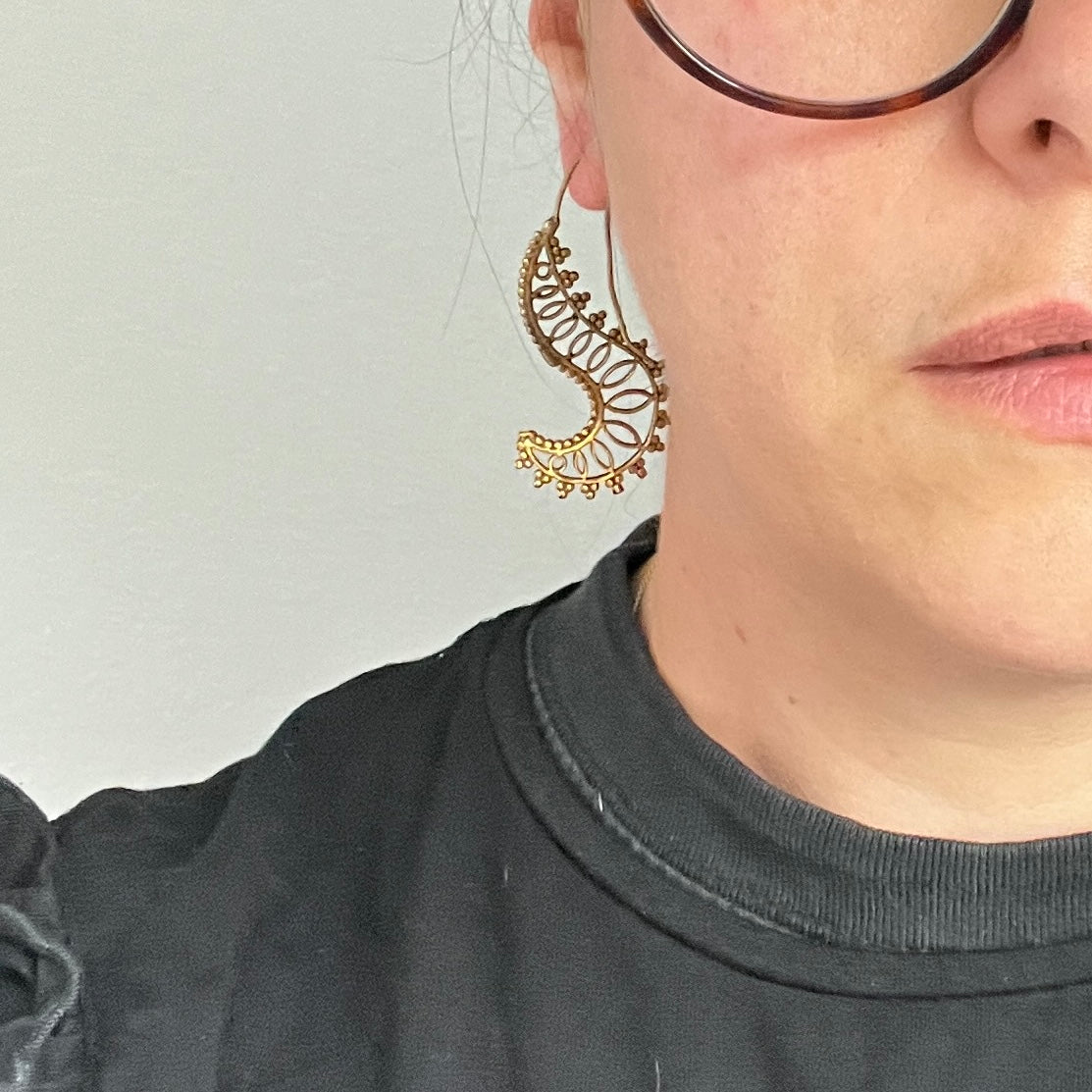 Filigrane Messing Ohrhänger im Ethno-/Boho-Stil – Paisley- & Mandala-Design