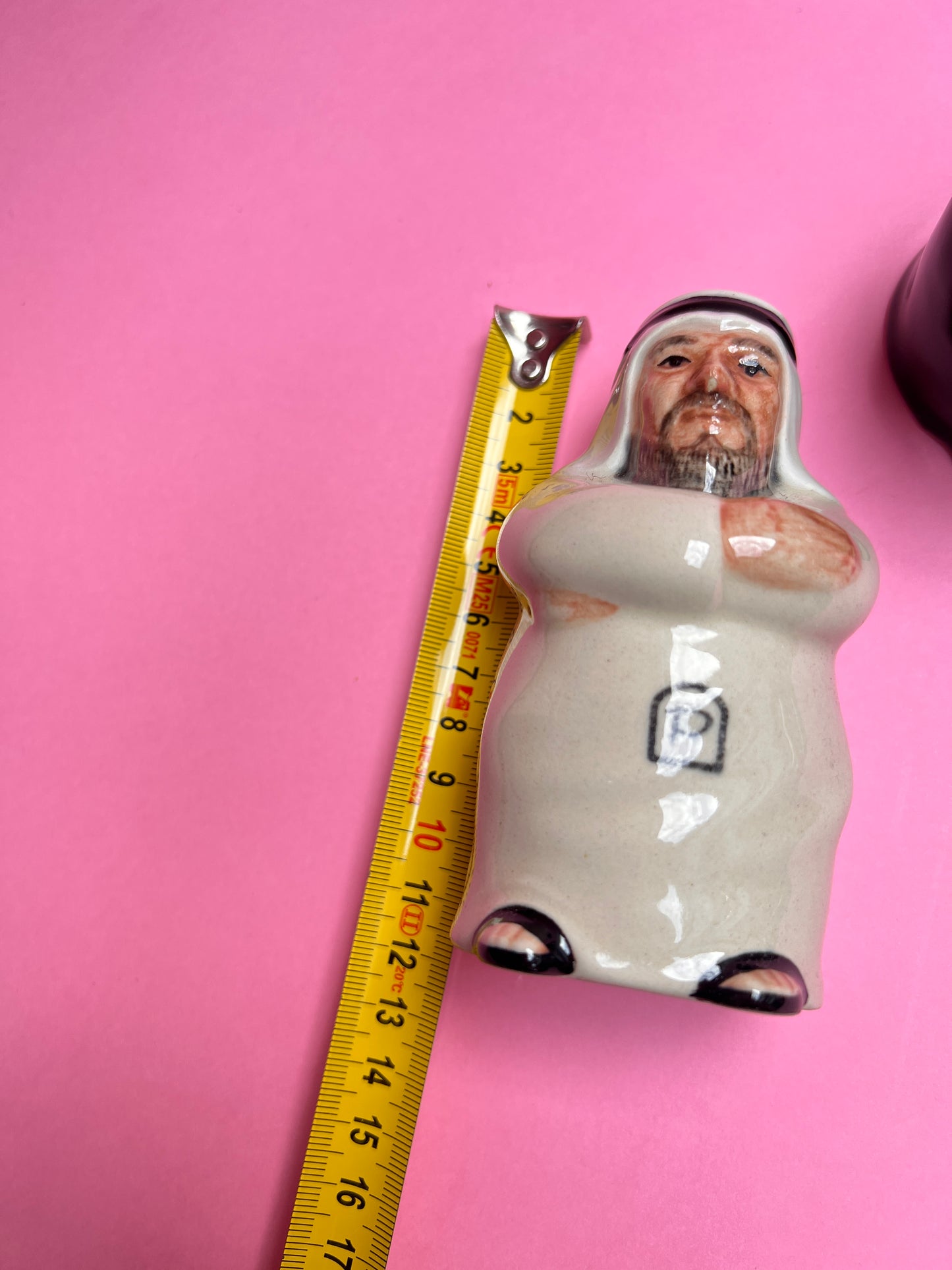 Salz- und Pfefferstreuer Arabisches Paar | Keramik Nippes Streuer Set mit Originalverpackung | Ägypten Souvenir Scheich und Sheikha Niqab