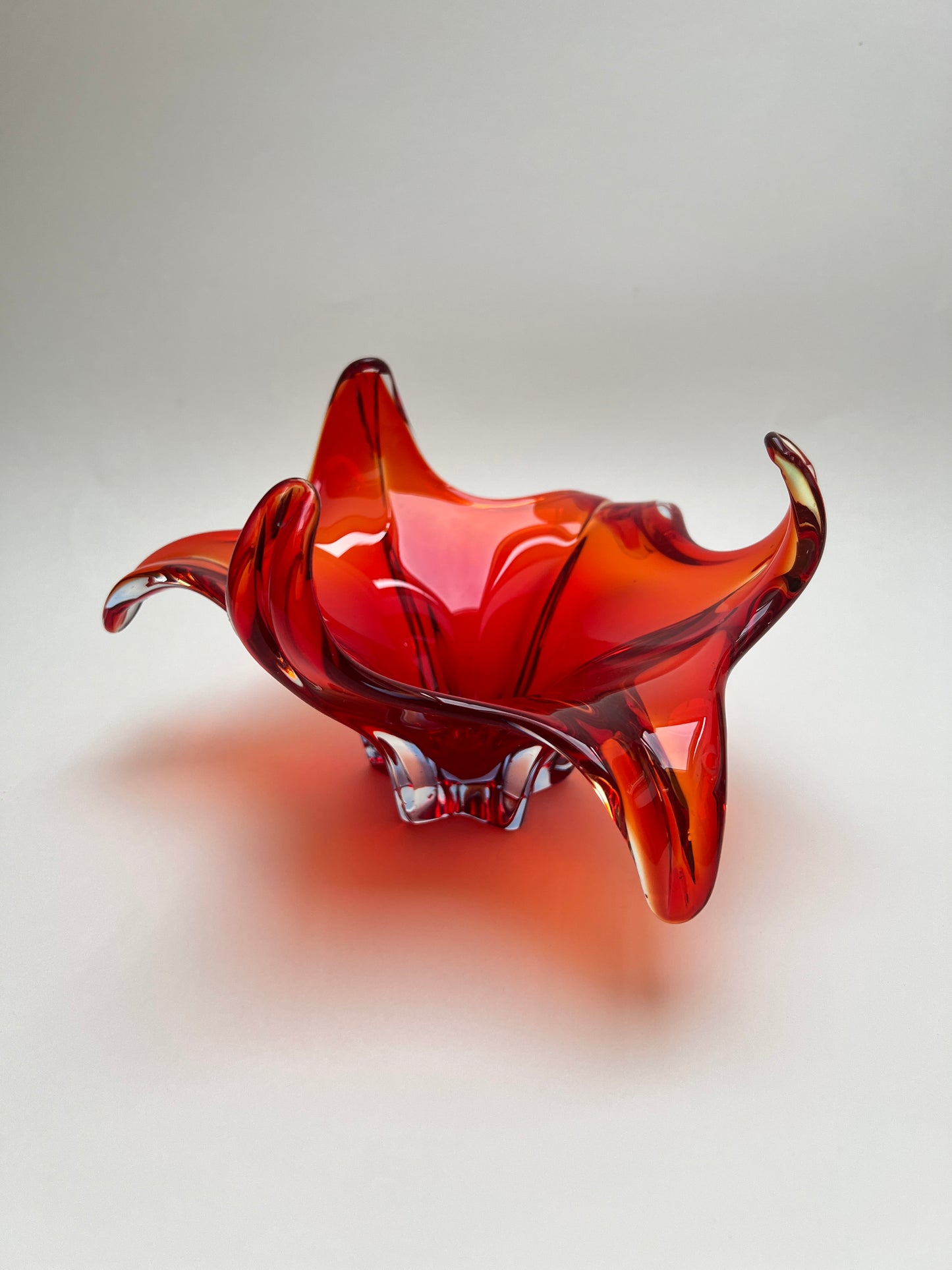 Murano Stil Glas Schale Zipfelschale rot blutorange Vintage Designschale Italien Mid Century