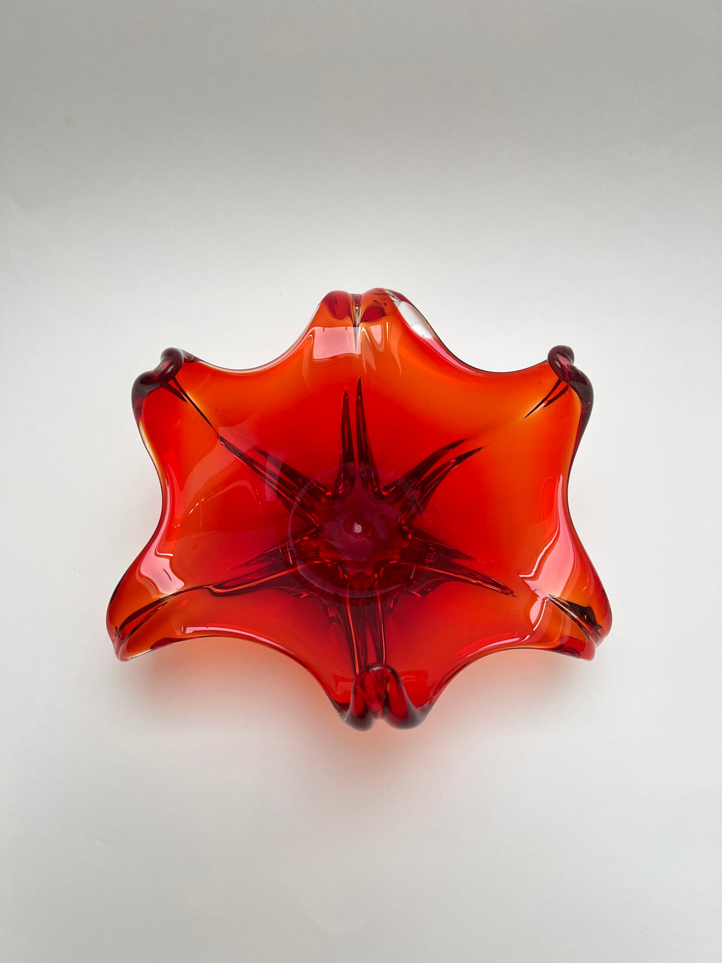 Murano Stil Glas Schale Zipfelschale rot blutorange Vintage Designschale Italien Mid Century