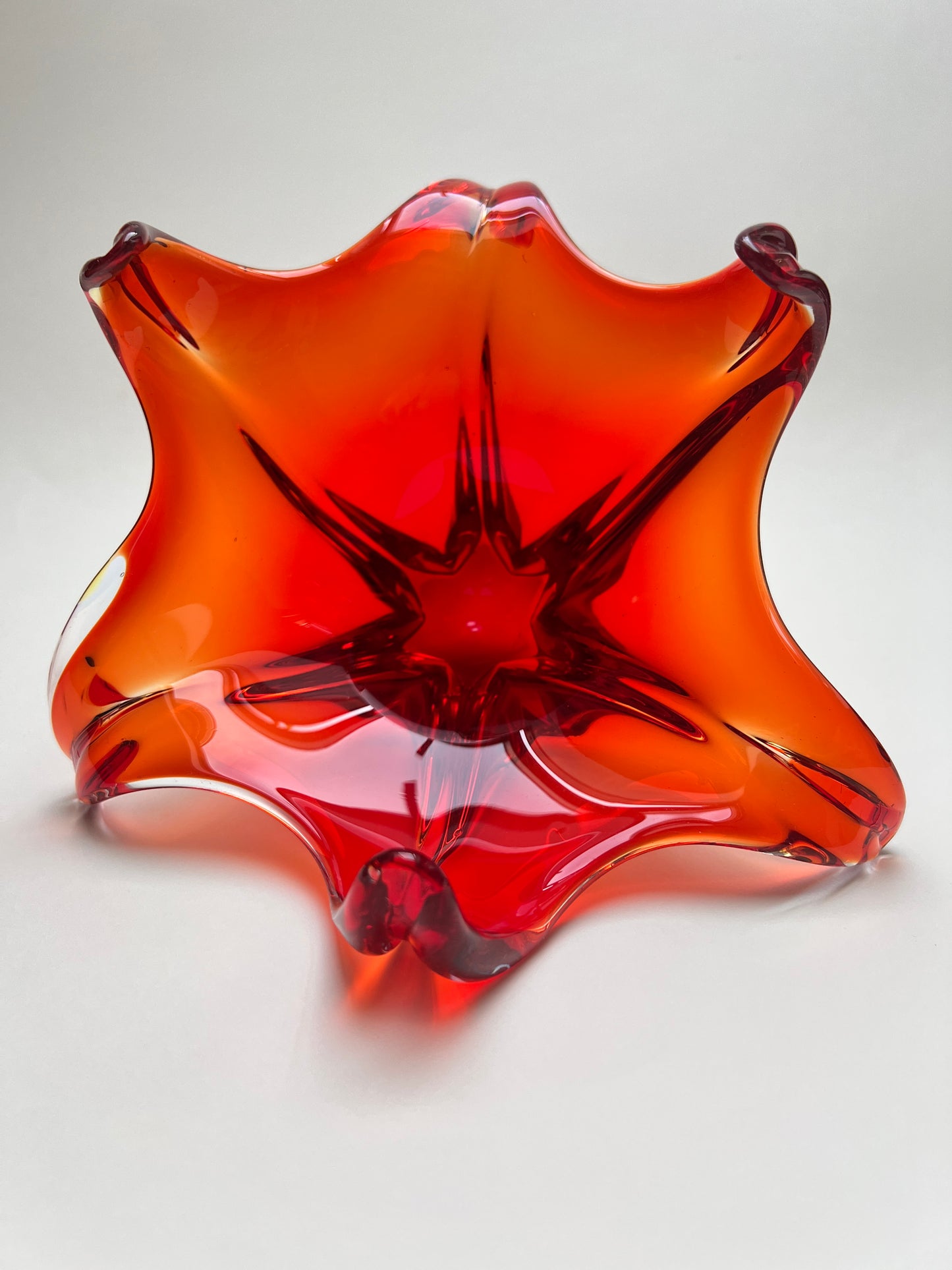Murano Stil Glas Schale Zipfelschale rot blutorange Vintage Designschale Italien Mid Century