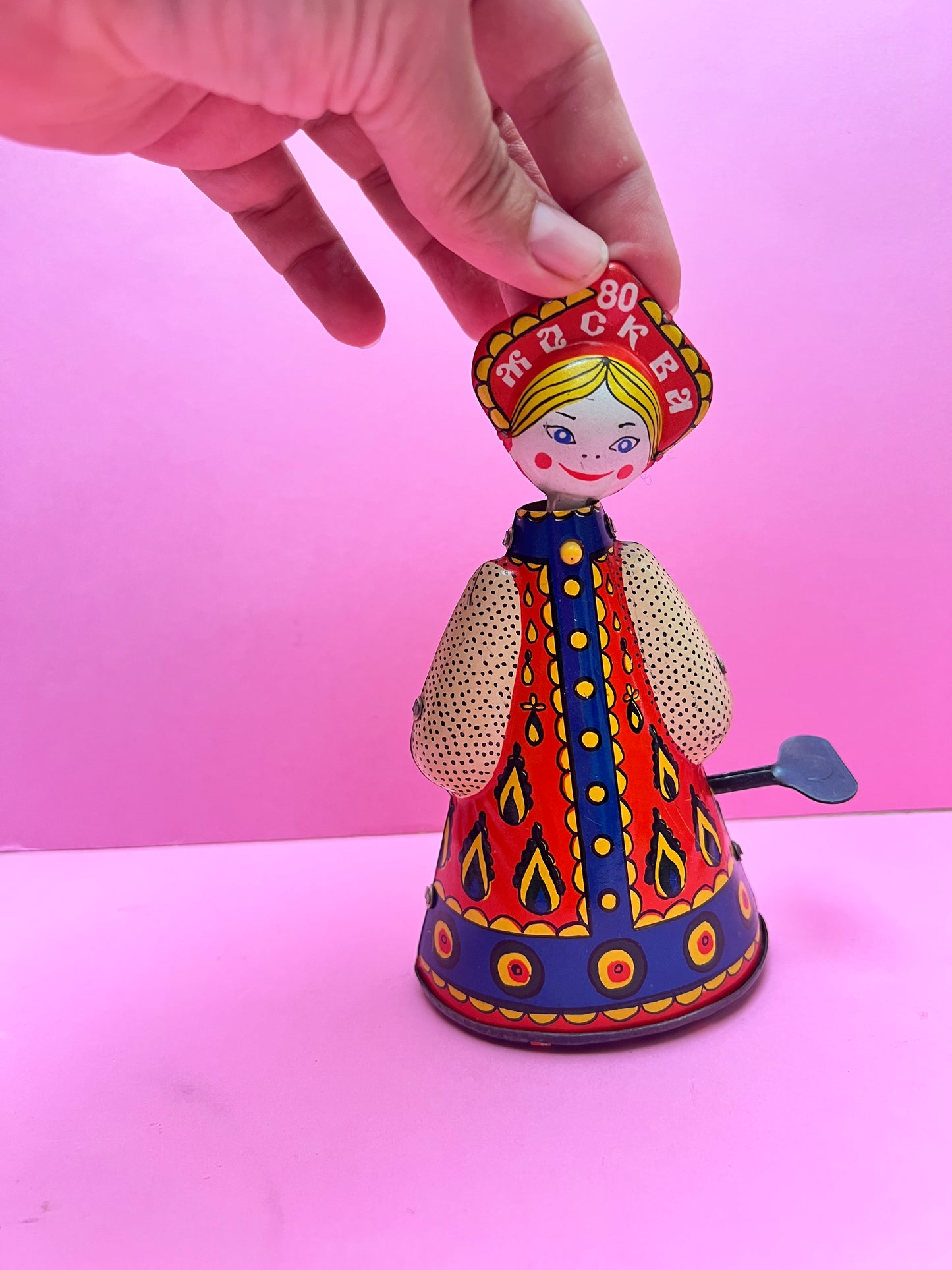 Russische Blechspielzeug Aufzieh Puppe Matrushka 1980 Moskau Matroschka