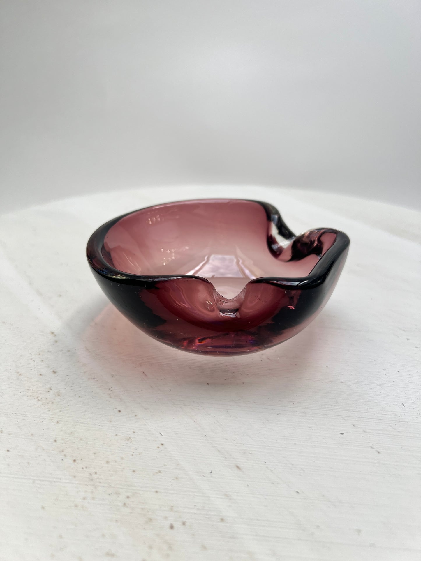 Vintage Amethyst Glas Aschenbecher │ Murano Style Art Glass │ MCM  │ 70er Jahre │ Aubergine Purple Glass