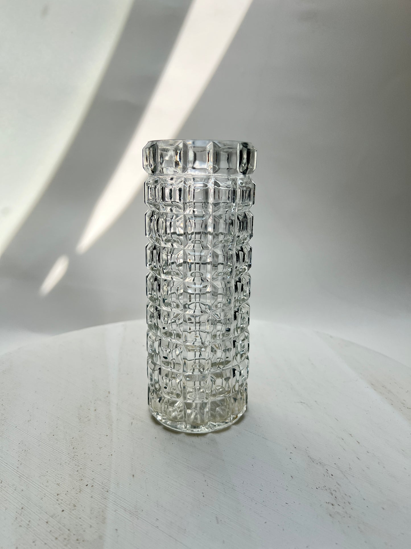 Vintage Glasvase Blumenvase Rillen geschliffen Modernist Mid Century rund
