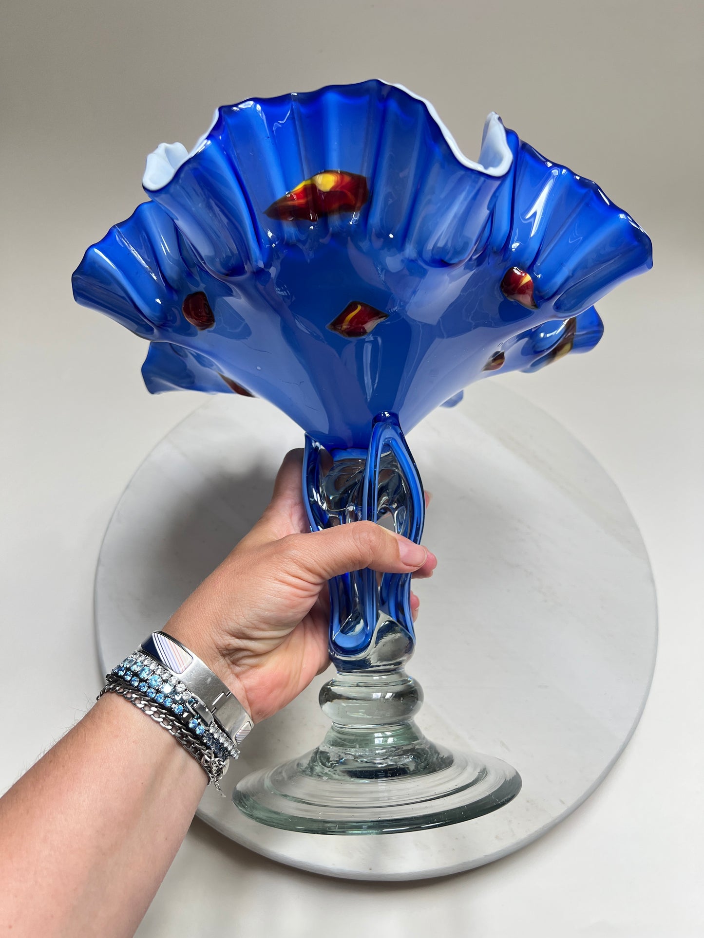 Vintage Murano Stil Glasvase Blau Handgefertigte Kunstglas Vase mit Rüschenrand 27 cm