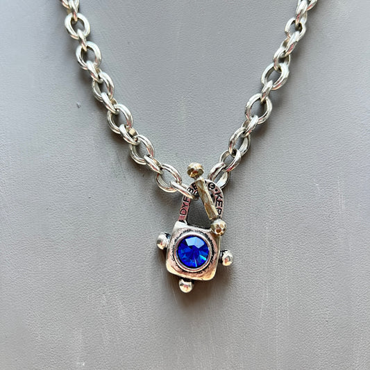 Vintage Y2K Dyrberg / Kern Knebel Halskette mit blauem Swarovskistein Dänischer Modeschmuck
