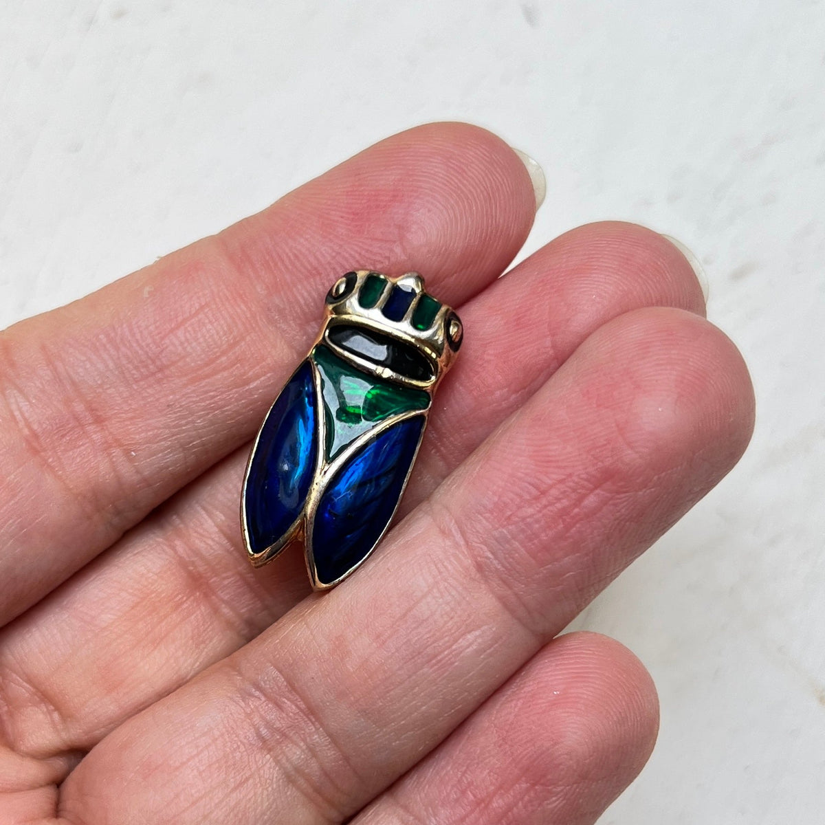 Vintage Diane von Furstenberg DVF Insekten Brosche Zikade blau grün