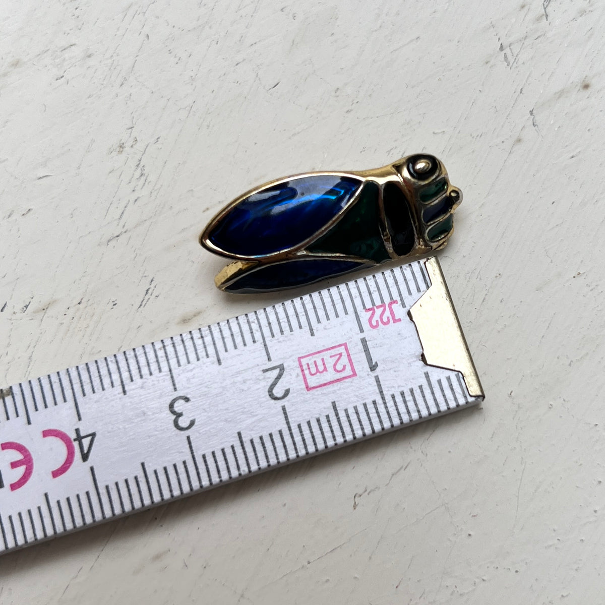 Vintage Diane von Furstenberg DVF Insekten Brosche Zikade blau grün