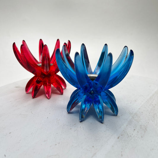 2 Stück Vintage Friedel Kerzenhalter Kerzenständer blau rot Space Age Lotus Starburst