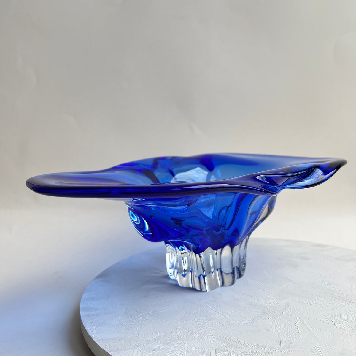 Vintage Hospodka Kobalt Sommerso Centerpiece Glasschale Chribska Tschechoslowakei Böhmen