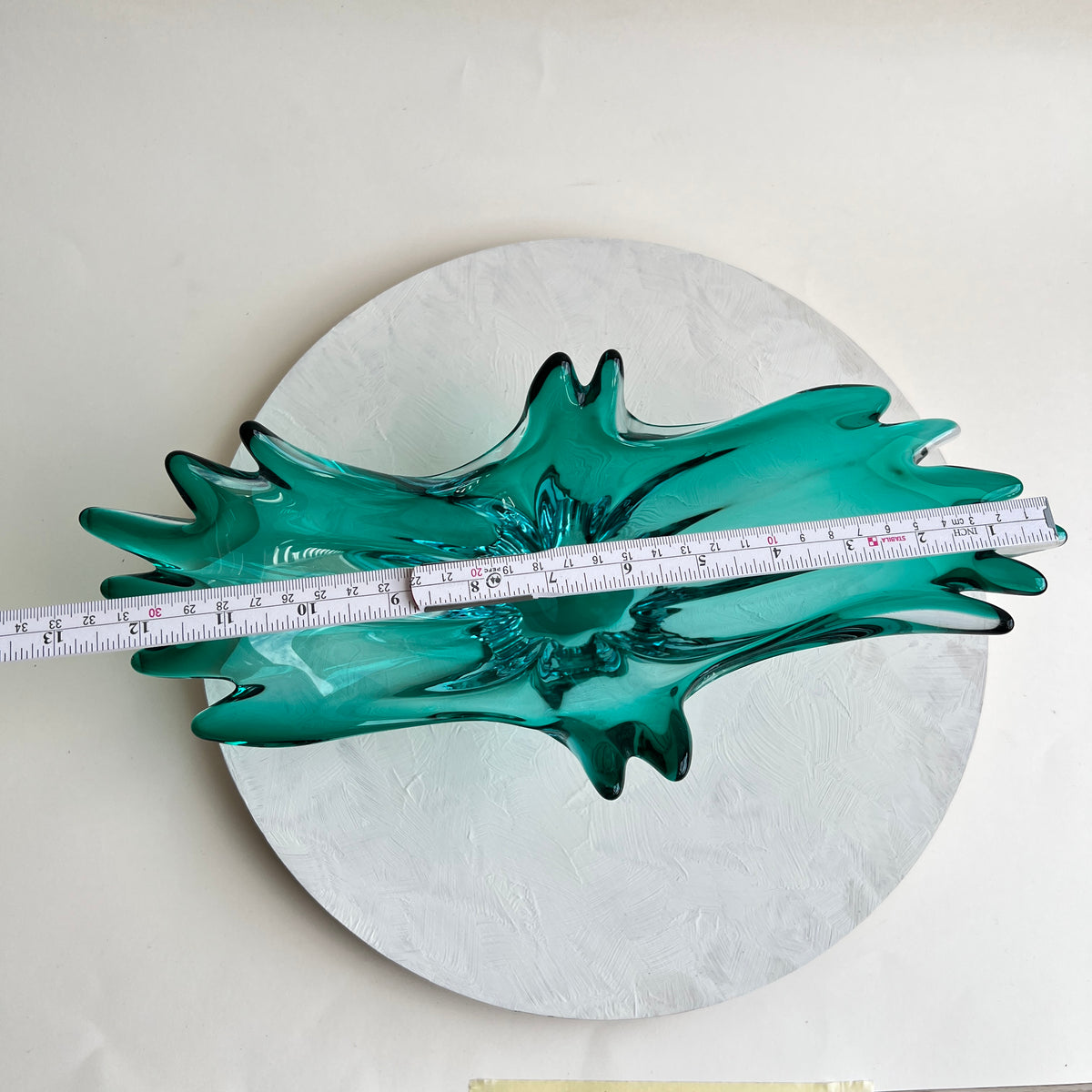 Große Vintage Art-Glass Centerpiece Schale Hospodka Murano Stil „Splash“-Form Smaragdgrün