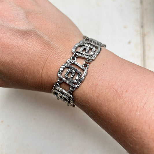 Vintage silberfarbenes Brutalismus Armband Rinden Bark skandinavisch